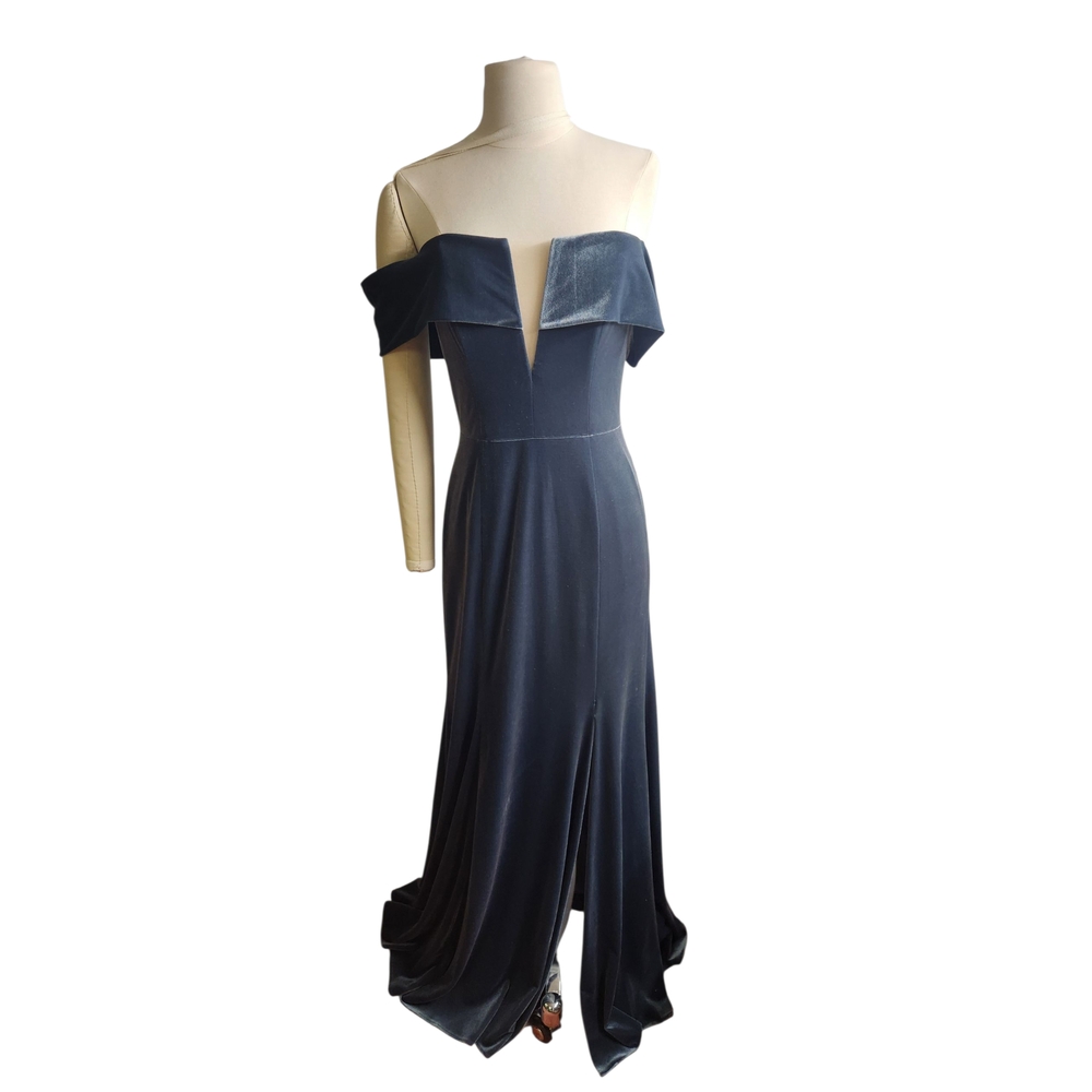 Watters Blue Velvet Off The Shoulders Gown
